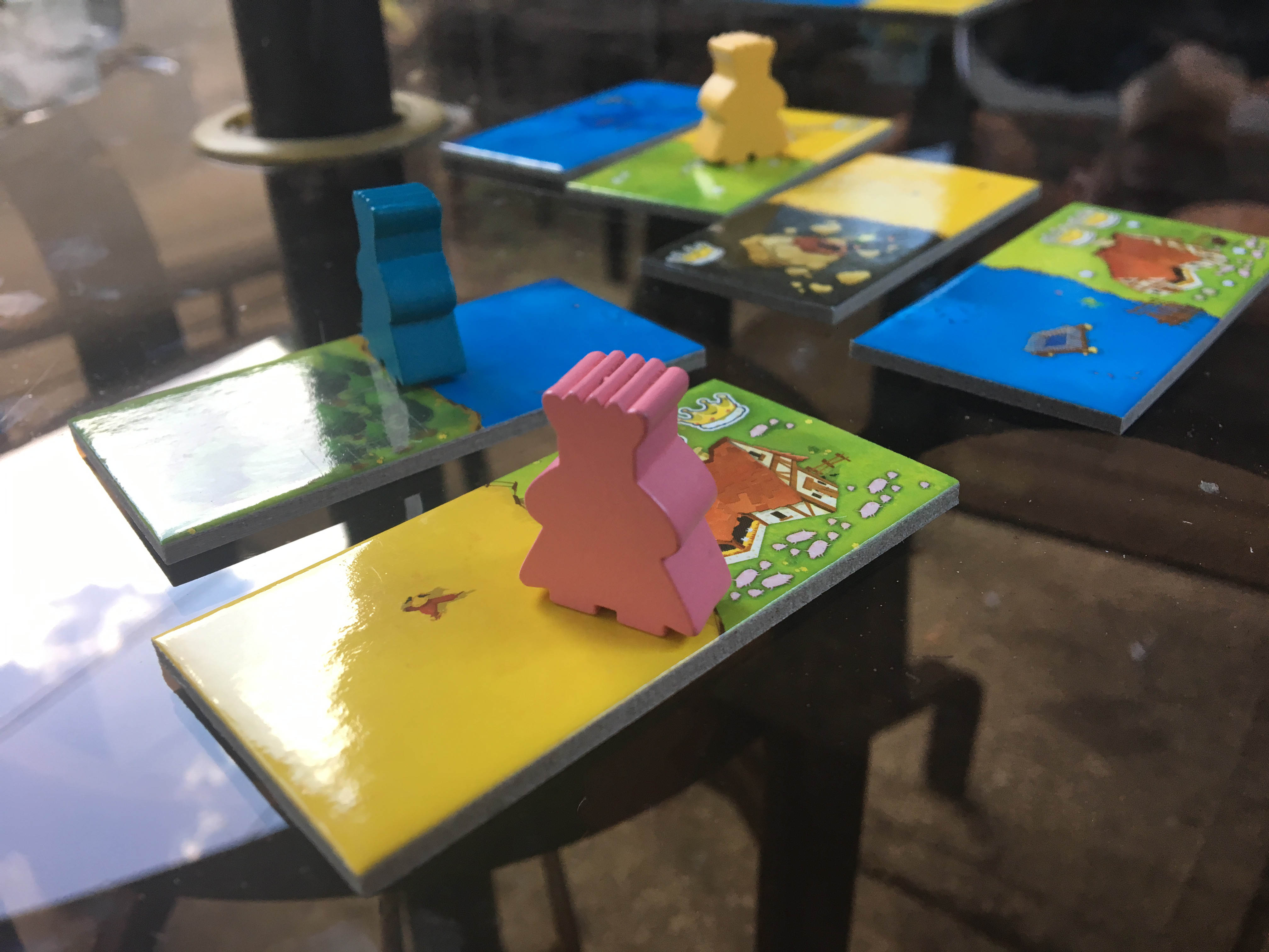 Cardboard Critique: Kingdomino – Stately Play